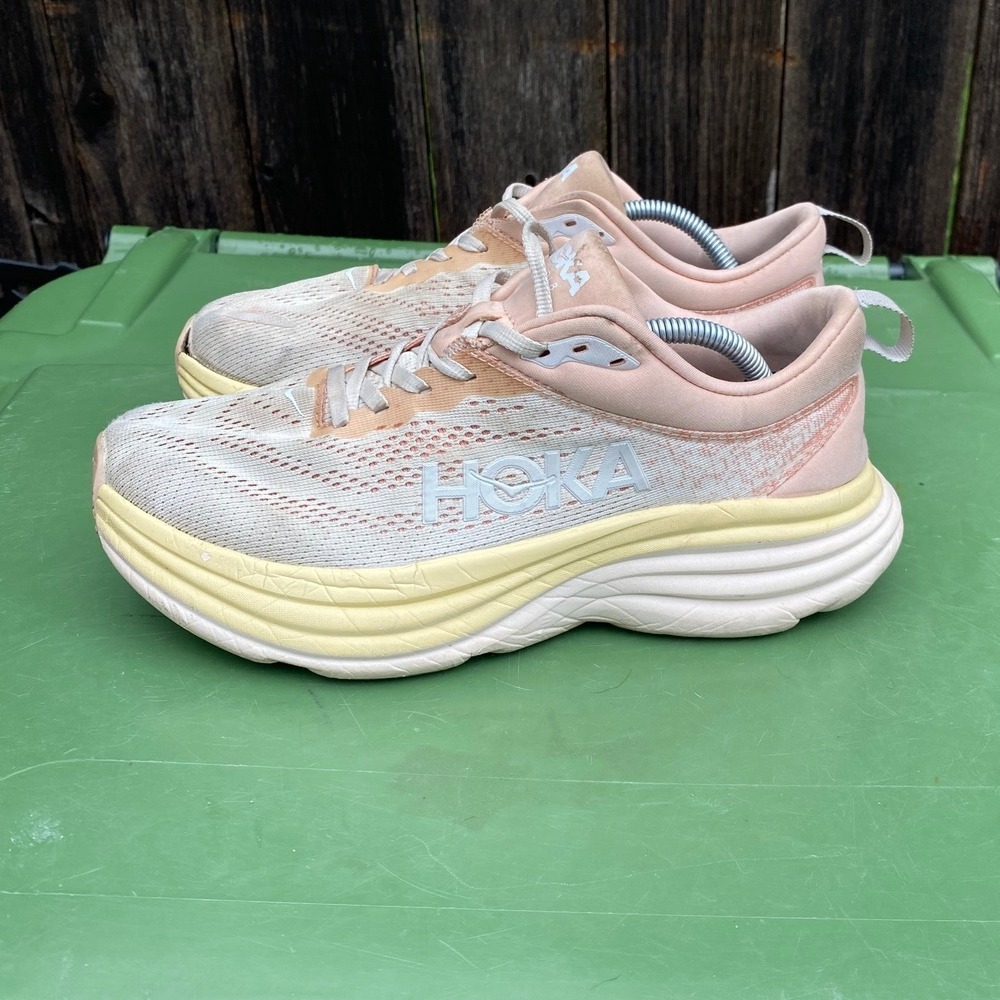 Hoka Bondi 8 Womens Running Shoes Peach Cream Chunky Sneakers Size 8